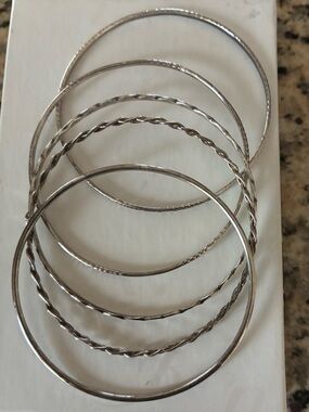 Women's sterling silver Twisted & Smooth Bangle Bracelet Set